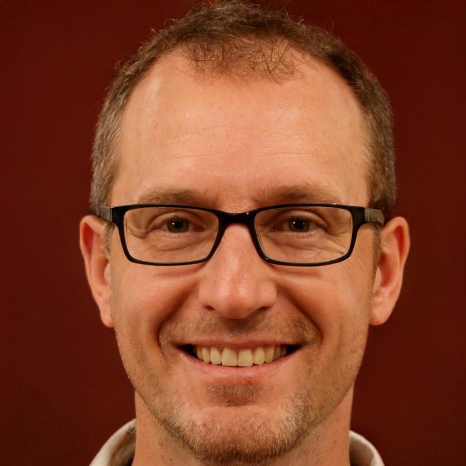 Markus Weber, Senior Financial Analyst